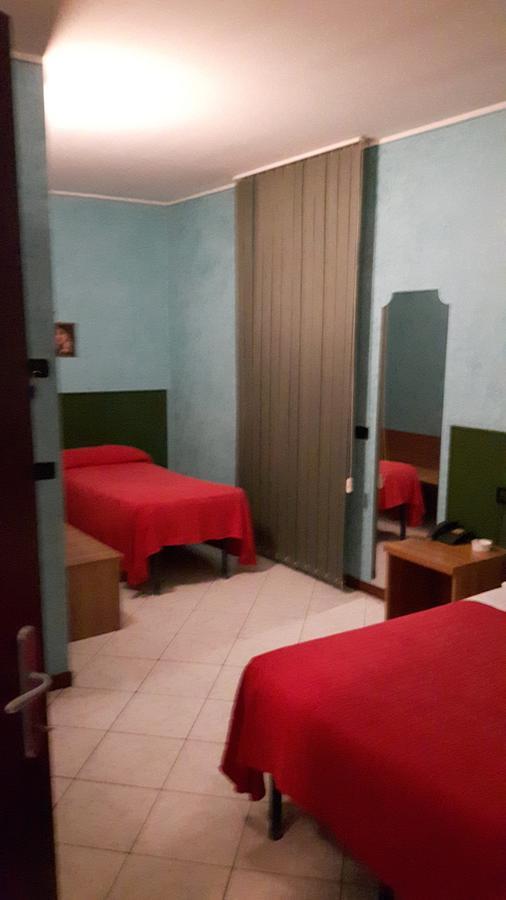 Hotel Armida 카스테네돌로 외부 사진