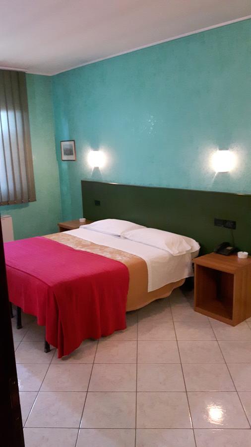 Hotel Armida 카스테네돌로 외부 사진