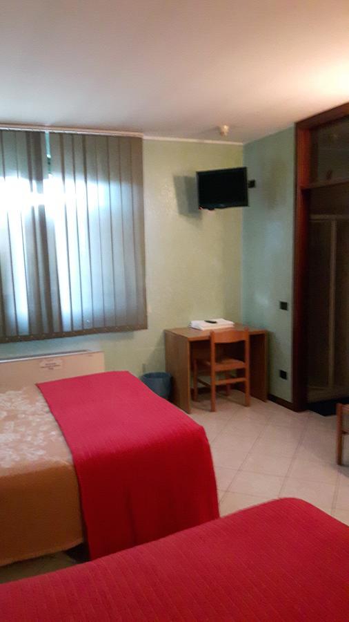 Hotel Armida 카스테네돌로 외부 사진
