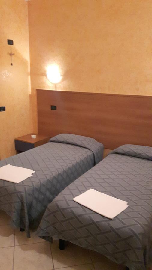Hotel Armida 카스테네돌로 외부 사진